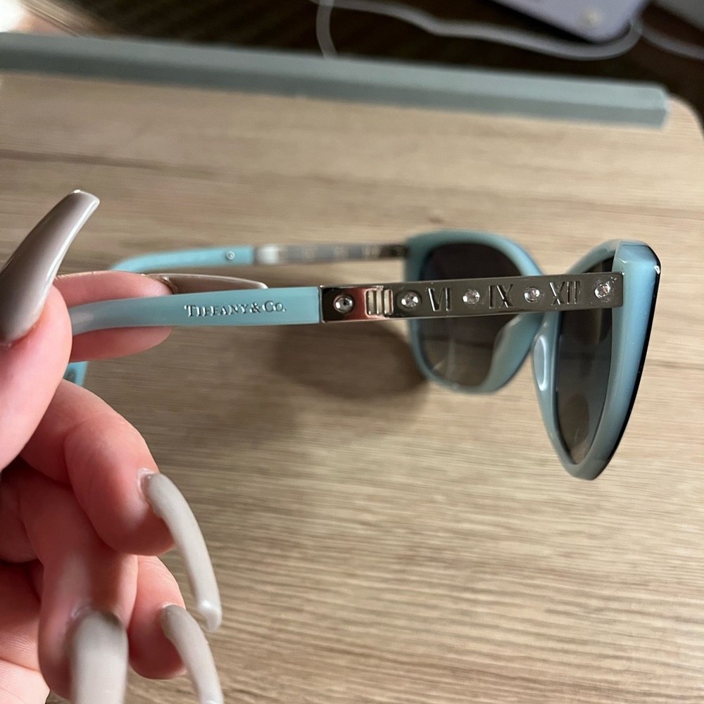 Tiffany & CO sunglasses cat eye Roman numeral edition